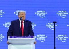 Ông Trump cam kết không dùng vũ lực với Greenland