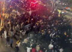 Khủng hoảng kinh tế khiến người dân Iran xuống đường khắp nơi