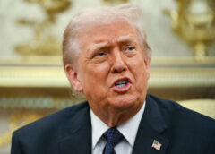 Thông điệp của Tổng thống Trump về chiến sự Iran liên tục thay đổi