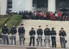 Biểu tình ở Trung Quốc tăng 50%, hàng nghìn người bao vây tòa thị chính ở Phúc Kiến