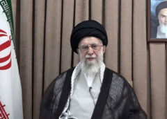 Ông Trump tuyên bố Lãnh tụ Tối cao Iran ‘đã thiệt mạng’