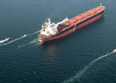 Iran tái áp đặt hạn chế với eo biển Hormuz