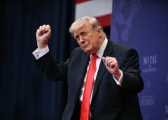 Ông Trump tuyên bố tổ chức ‘cuộc mít tinh Trump ngoạn mục nhất’