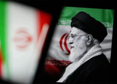 3 người con của ông Ali Khamenei xuất hiện tại tang lễ, tân Lãnh tụ Mojtaba vẫn vắng bóng